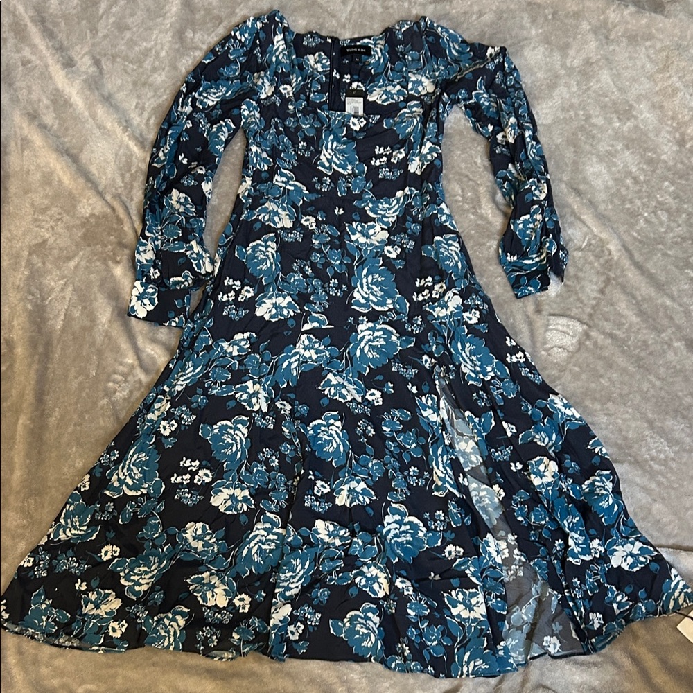 NWT yumi Kim Marlo dress in blue love spell rose print